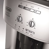 Выбор программ в кофемашине DeLonghi Magnifica ESAM 2200 S